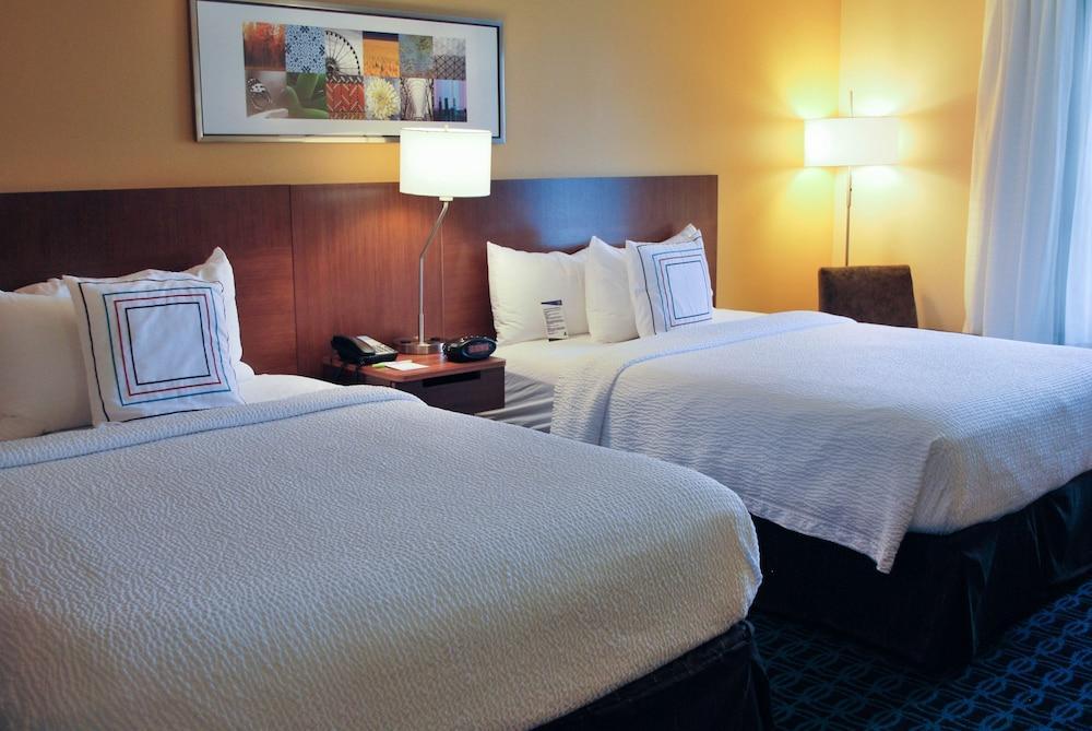 Fairfield Inn Kansas City Downtown/Union Hill Bagian luar foto