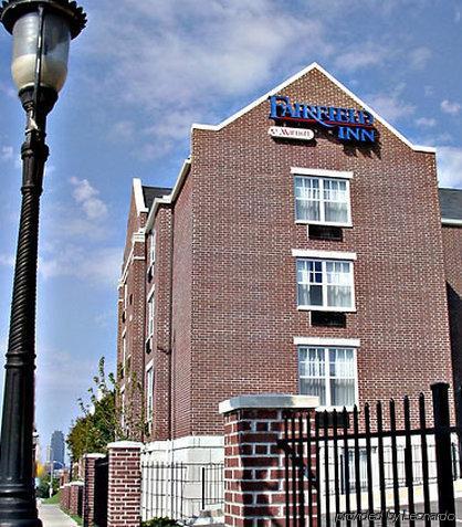 Fairfield Inn Kansas City Downtown/Union Hill Bagian luar foto