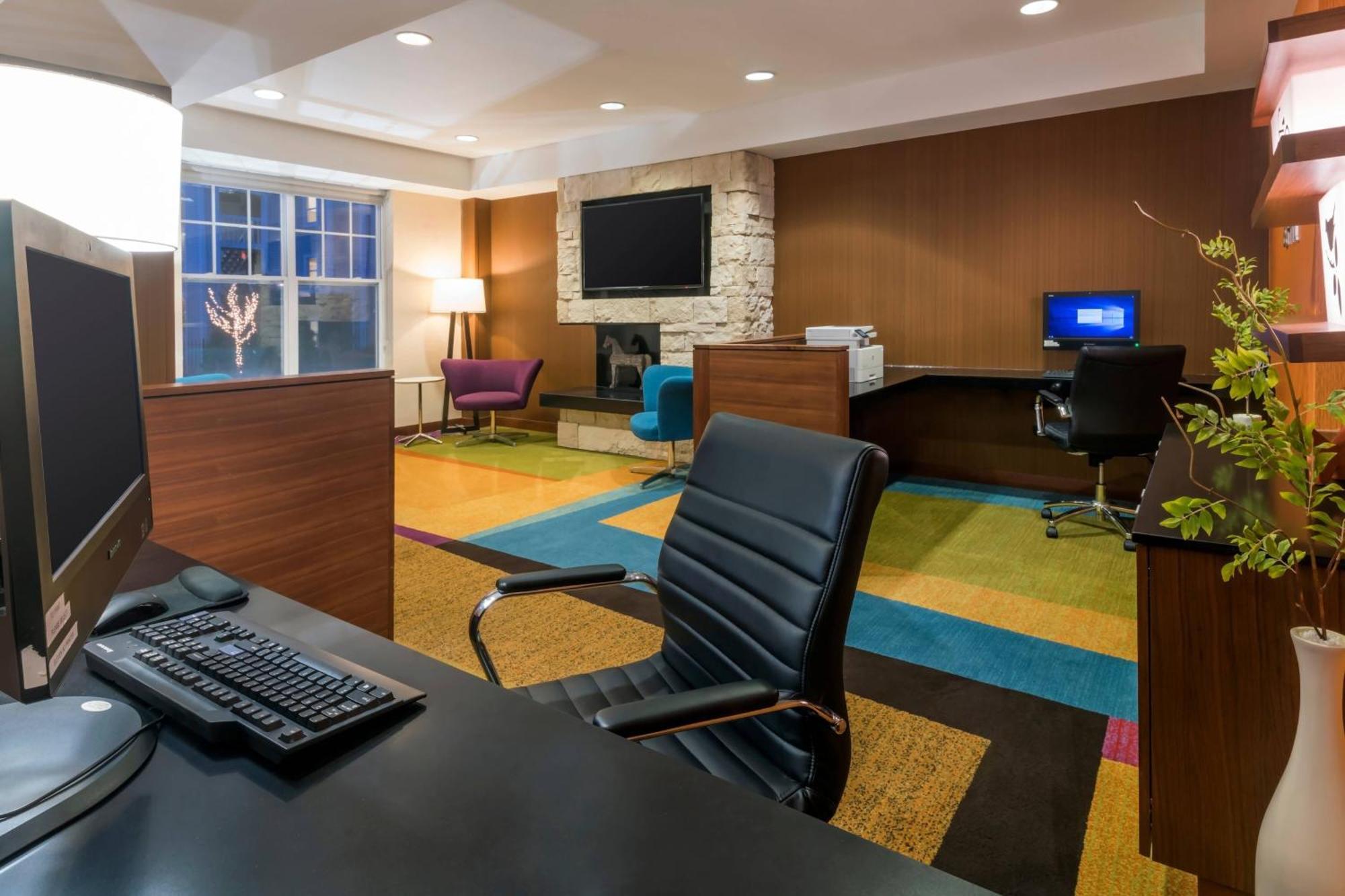 Fairfield Inn Kansas City Downtown/Union Hill Bagian luar foto