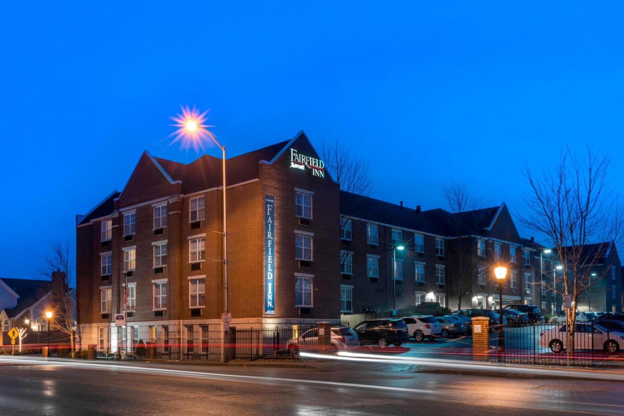 Fairfield Inn Kansas City Downtown/Union Hill Bagian luar foto