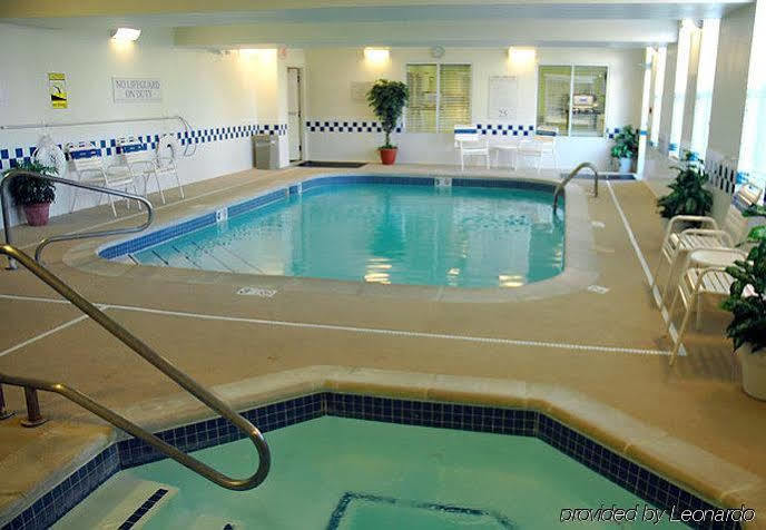 Fairfield Inn Kansas City Downtown/Union Hill Bagian luar foto